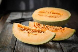 吃火焰蜜瓜视频,舌尖上的火焰盛宴